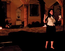 Una performance teatrale del Teatro La Paglietta in Certosa nel 2012. Foto Oriana Palermo