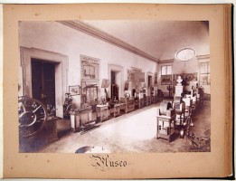 Museo dell'Istituto Aldini-Valeriani, fotografia eseguita da A. Sorgato (1889)