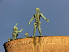 Particolare del Monumento ossario ai caduti partigiani alla Certosa di Bologna
