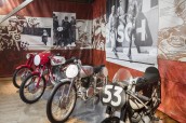 Allestimento della mostra Moto bolognesi degli anni 1950-1960